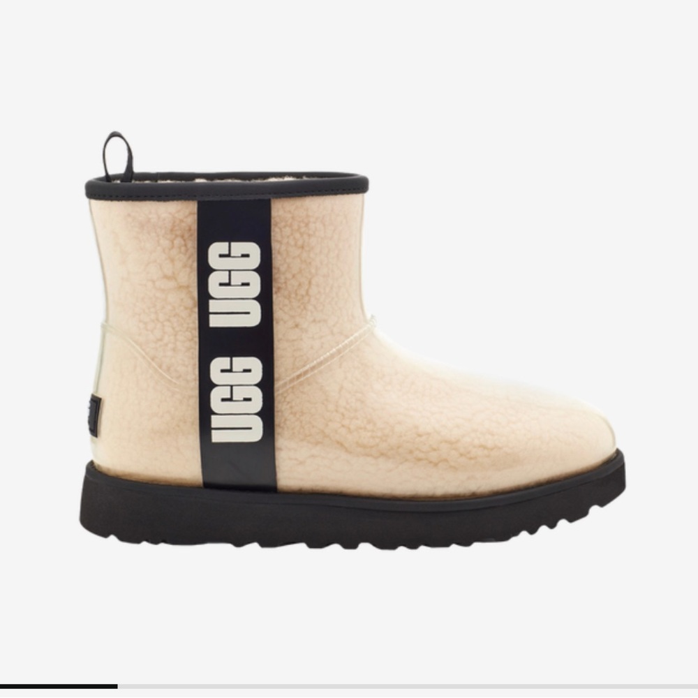 Uggs mini boots
